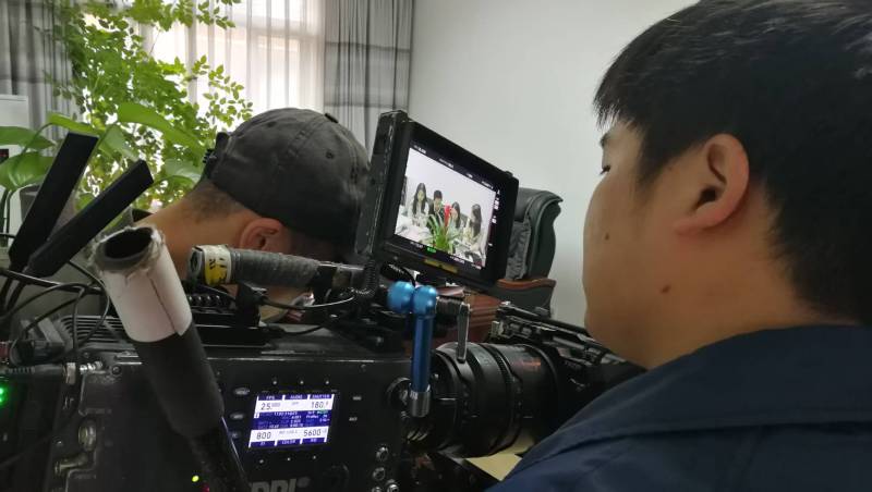 剧本杀式体验：青山区广告片拍摄公司构建沉浸式消费决策路径